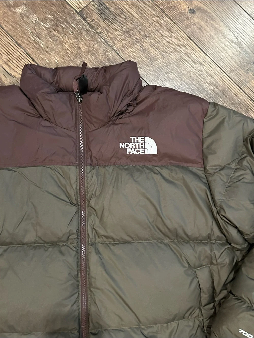 THE NORTH FACE 1996 Retro Nuptse 700 Puffer Jacket- New Taupe Green & Coal Brown